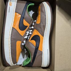 Nike SB DUNK ALL ORIGINAL  NEW 