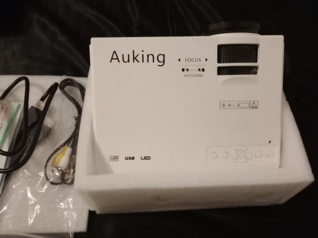 Auking Projector 