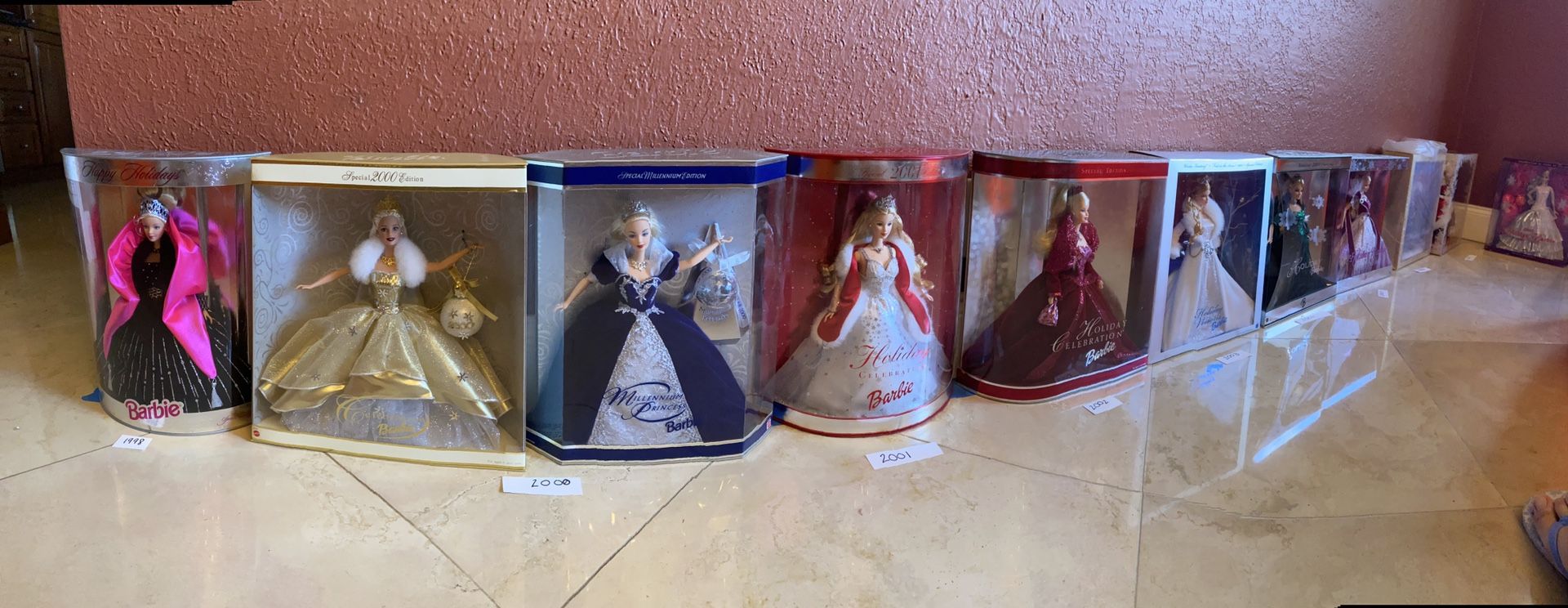 Holiday Barbie Doll collection (17 dolls)