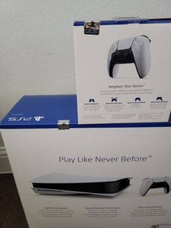 Brand NEW Playstation 5 With Disc and Extra Dualsense Controller. $520 Cash Only. 1 Left. Meet Locally.