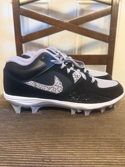 Brand New Jordan Stadium 90 Low TD Football 🏈 Cleats Size 10.5 No Box