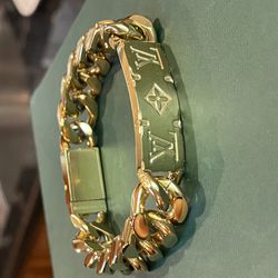 Beautiful Luxury Design Gold White Silver Chain Bracelet Engraved for Sale  in San Jose, CA - OfferUp
