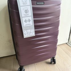 New Ricardo Beverly Hills hard shell carry on luggage  