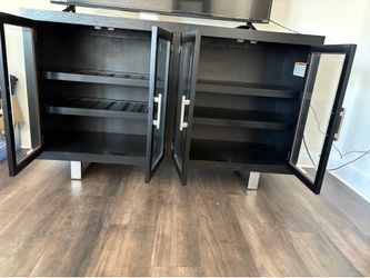 Console with wine rack 3ftx4Ft