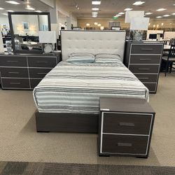 BRAND NEW! Sharpe 5-PC Queen Bedroom Set 