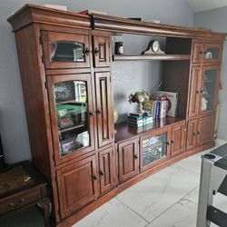 Mueble ajustable de madera solida