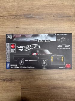 Hot Wheels ’83 Chevy Silverado Mattel Brick Shop - New Sealed