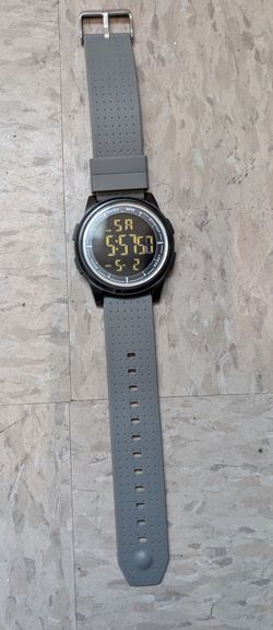 GOLDEN HOUR Ultra-Thin Minimalist Sports Waterproof Digital Watches Men with Wide-Angle Display Rubber Strap Wrist Watch for Men Women