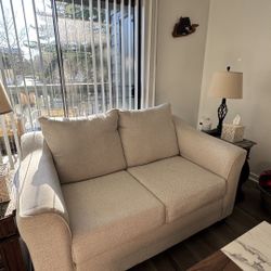 Beige Loveseat – Excellent Condition - Clean & Comfy 