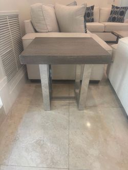 1 side table