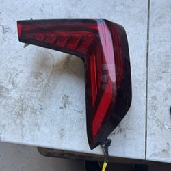 Kia K4 Right Tail Light Oem