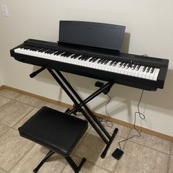 Yamaha P-125 digital piano