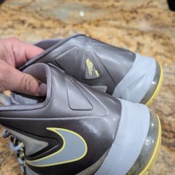 Nike Lebron X Canary Yellow