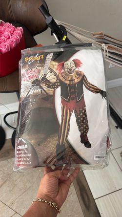 Cursed clown