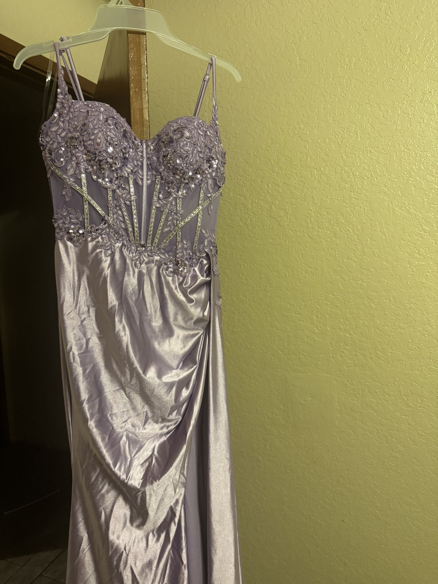 Lavender Stacees Prom Dress Size 4