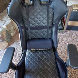 Cougar Gaming Chair 