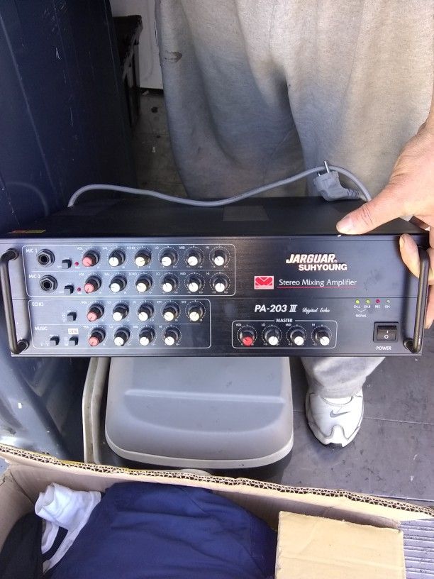 Jarguar Suhyoung Stereo Mixing Amplifier PA-203 iii