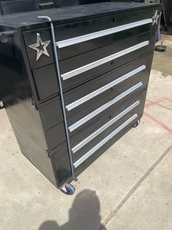 Big Tool box with Wells