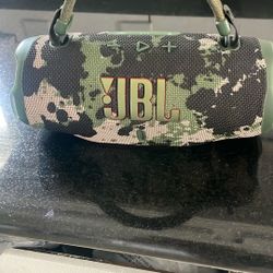JBL Charge 6