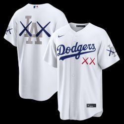 Los Angeles Dodgers Nike x KAWS Stadium Jersey - White, Size XL, NWT,