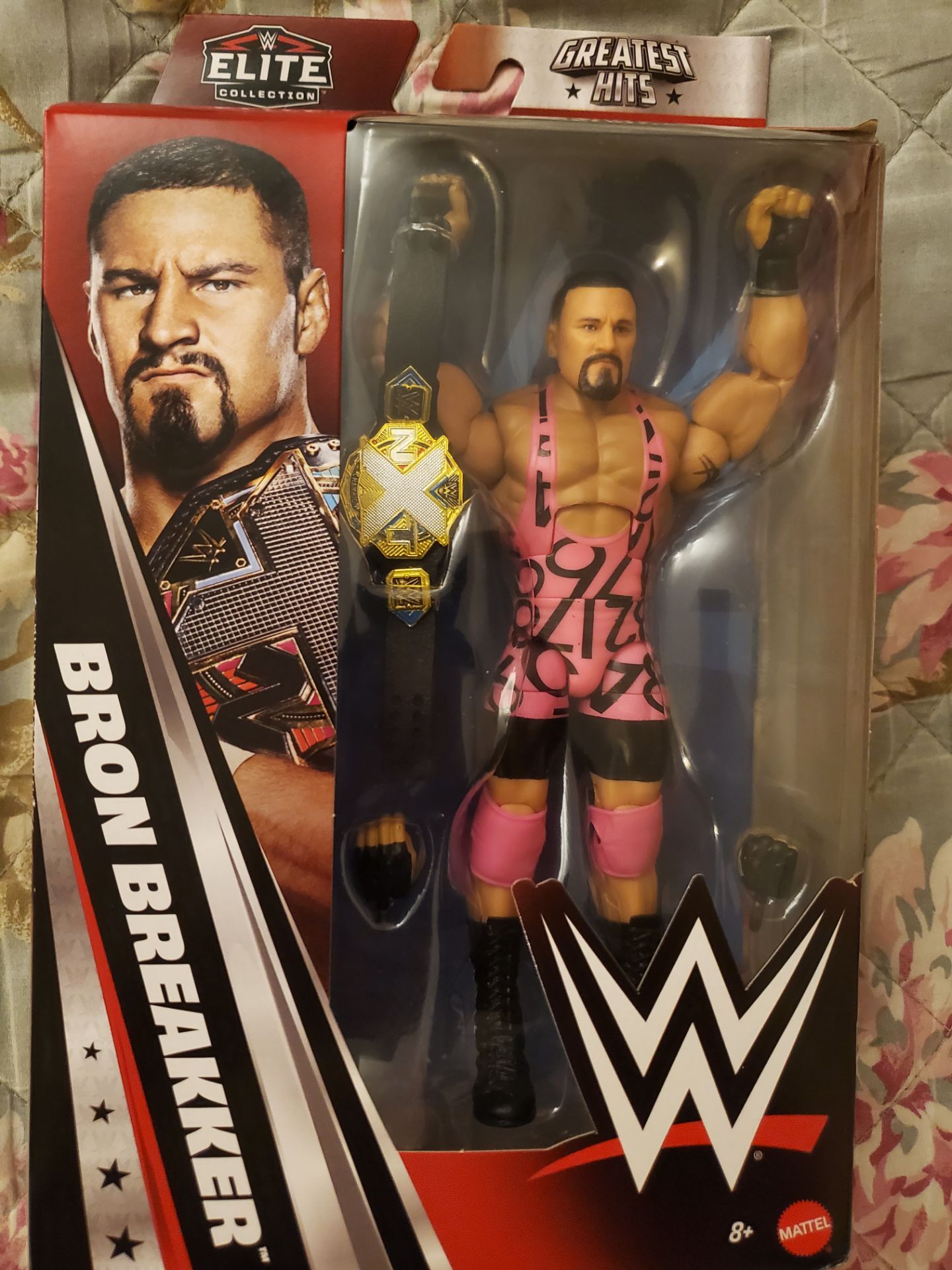 WWE ACTION FIGURES * MATTLE *