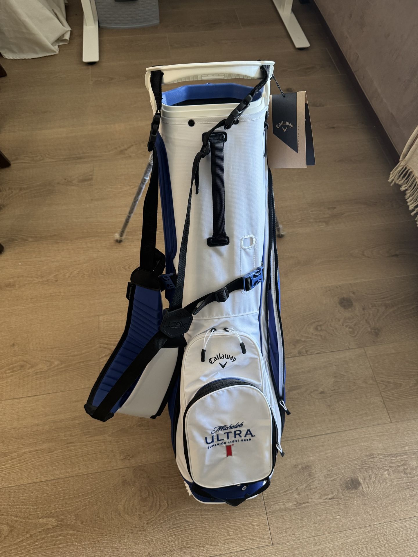 Brand New Callaway HyperLite Zero Stand Bag – Michelob Ultra Edition