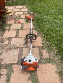 Stihl FS 56 RC gas line trimmer