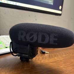 RODE VIDEO MIC PRO + WIRELESS MIC SET 