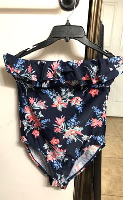 Converse strapless bathing suit