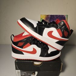 Size 13.5c - Kids Jordan 1's - $80