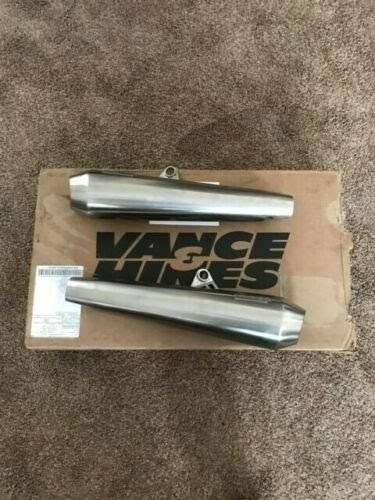 2016 + Triumph Thruxton R Vance and Hines slip on A9600524
