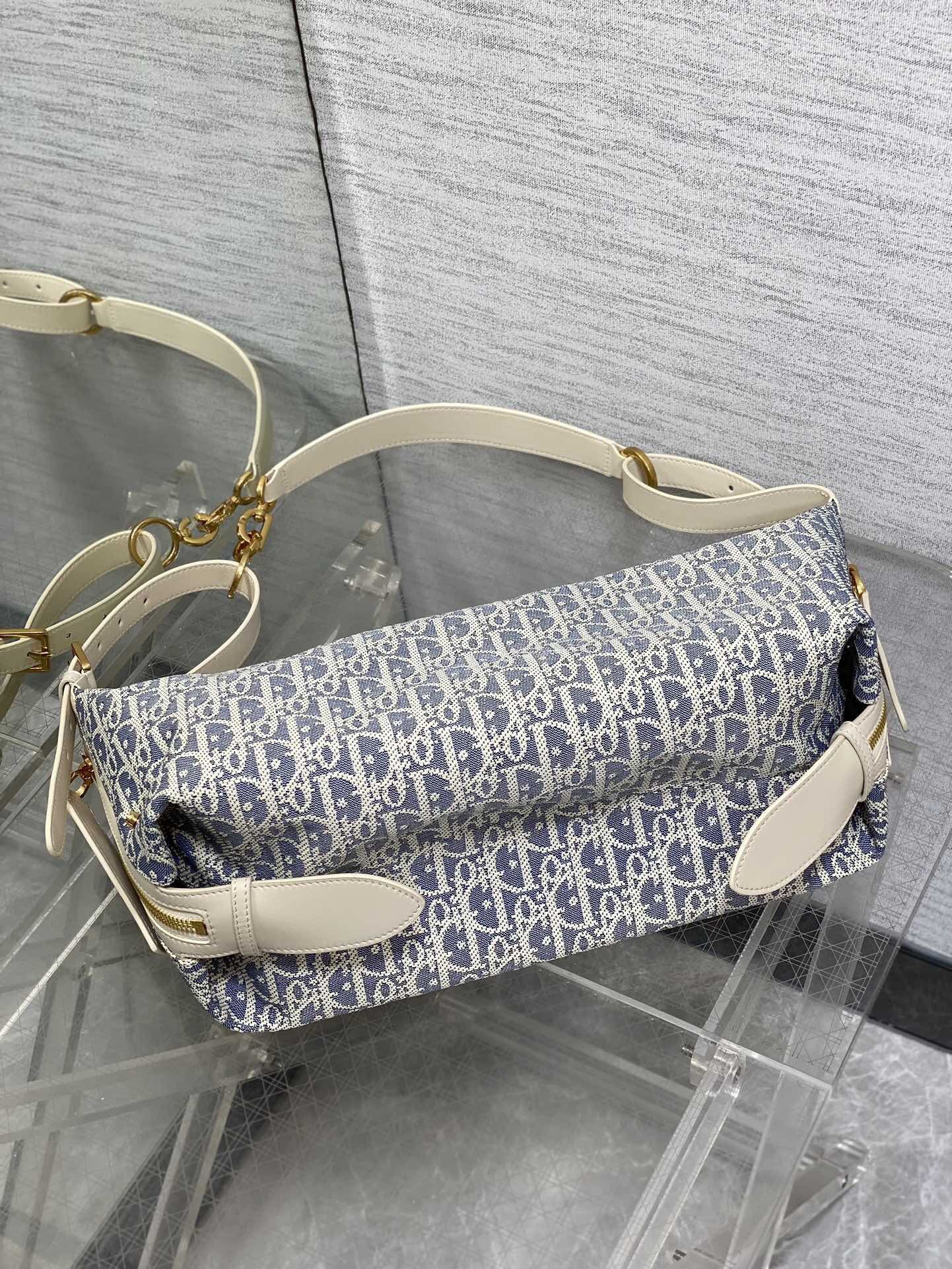 Women's classic bags