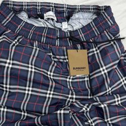 Burberry Shorts Size Small 