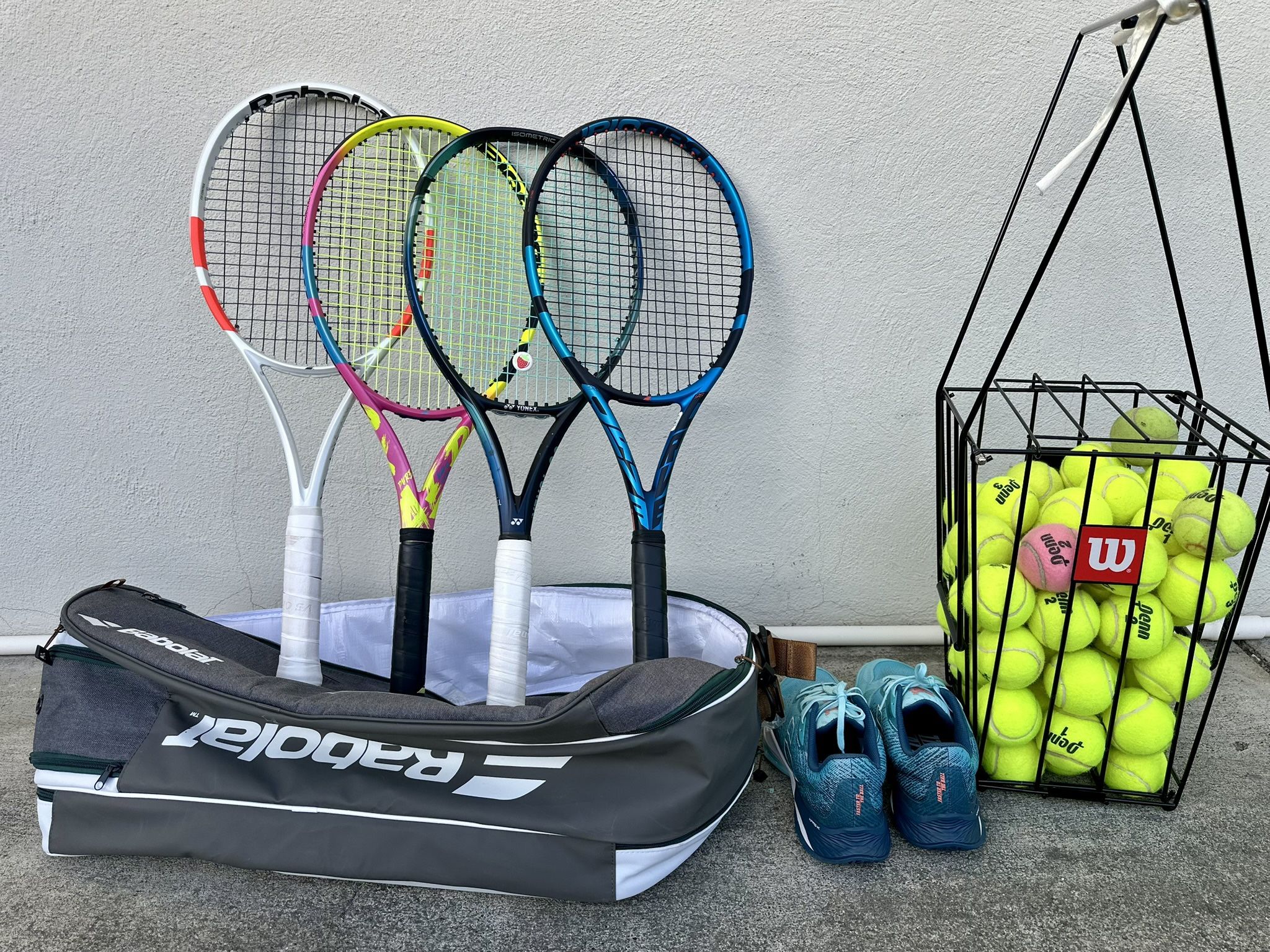Like-new Babolat Tennis Equipment BUNDLE Rackets Shoes Bag with FREE Tennis Balls