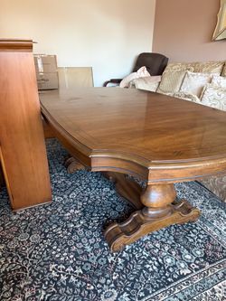 Dining table with 6 chairs