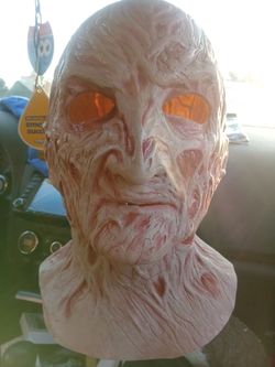 A nightmare on elm street 4 mask