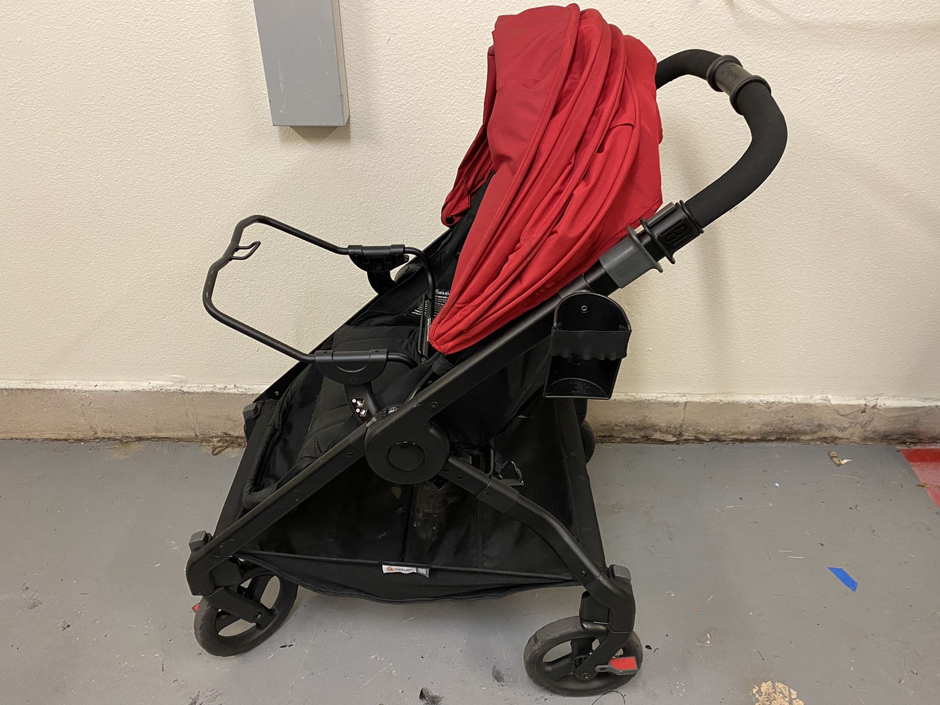 Ergobaby 180 stroller w/graco car seat adapter