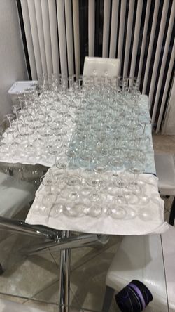 180 Wine glasses