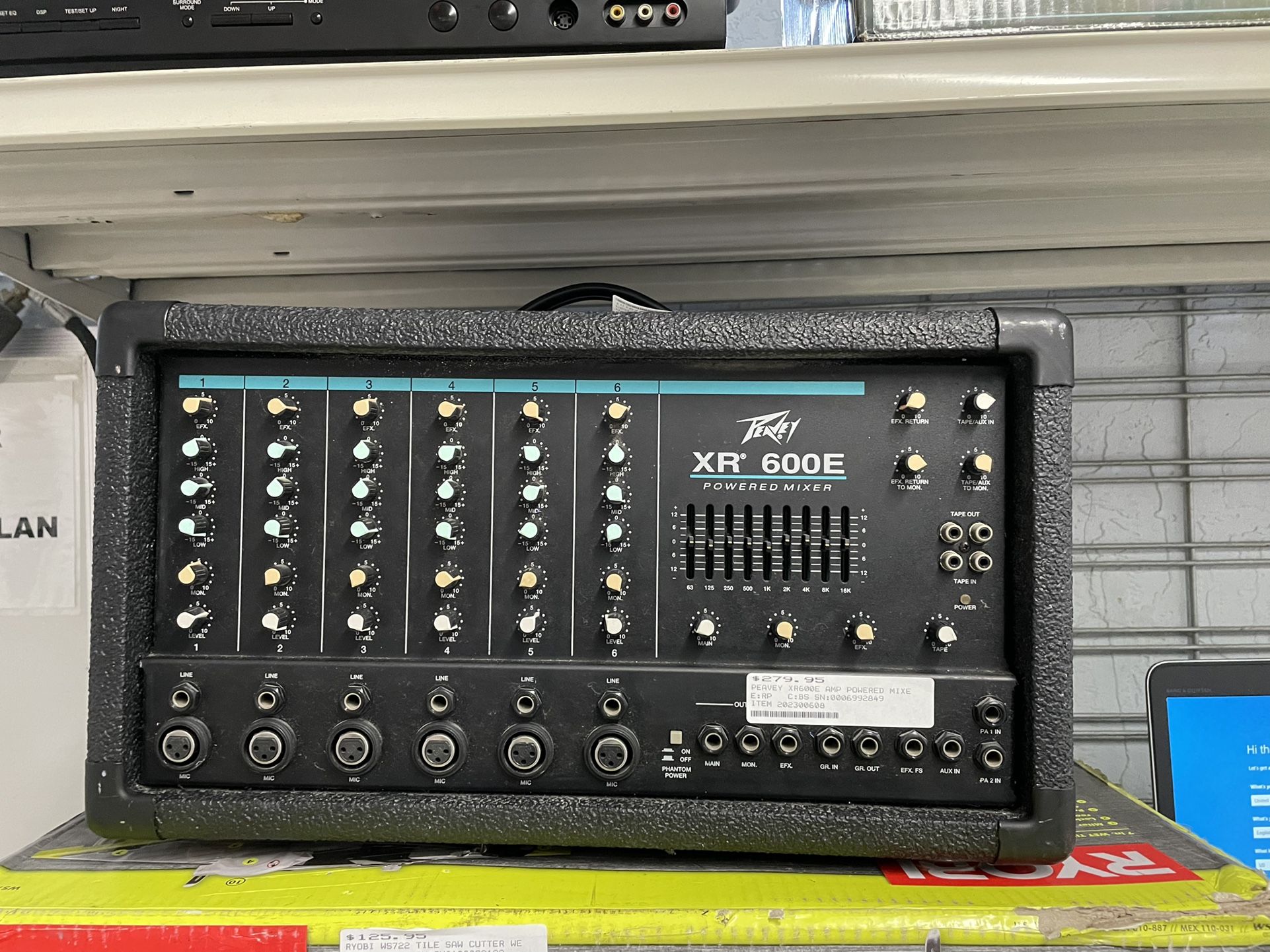 Peavey Amp Powered Mixer Model: XR 600E