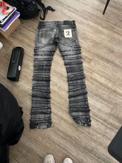 Designer jeans (FWDR stacked)