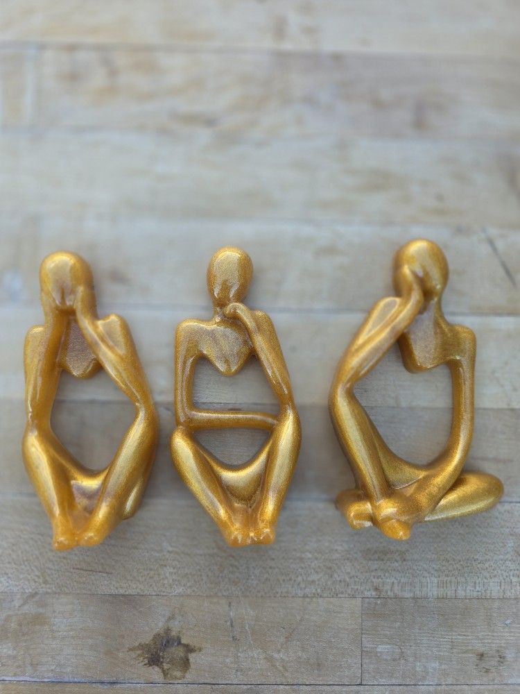 Figurines