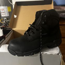 Brand New Size 10M  Work Boots