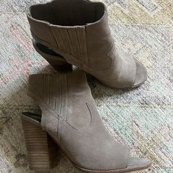 Dolce Vita Peep Toe Booties 