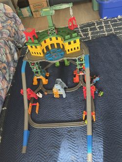 Thomas train super station 2025