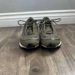 Size 10.5 Men’s Nike Air Max 97 Tiger Camo Olive AQ4132-200 Sneakers 