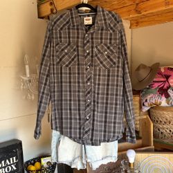 VINTAGE LEVI SNAP UP LARGE