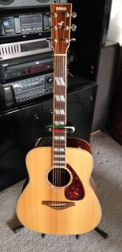 Yamaha Fg730s  Acoustic/electric guitar