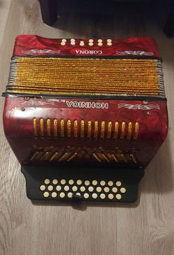 HOHNER CORONA ANTIQUE  ACCORDION  INSTRUMENT Para MARIACHI