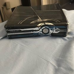 Xbox 360 Halo 4 Edition