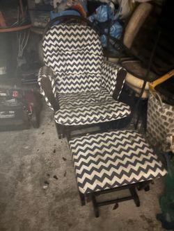 Free rocking chair